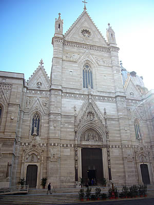 Façade de la cathédrale