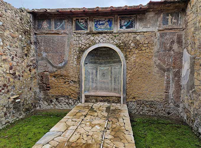 La maison du squelette à Herculanum La maison du squelette à Herculanum